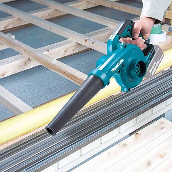 Makita Cordless Air Blower 18V with 2 batteries DUB182 - BAS Kuwait Bab Al Saif Blue DUB182